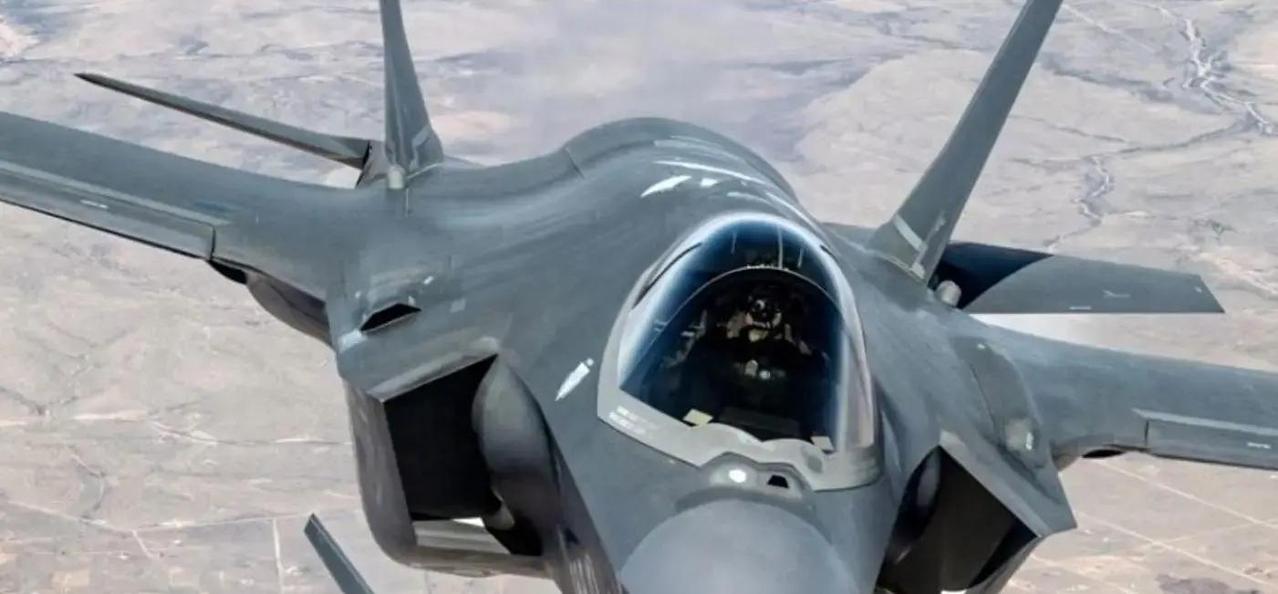 快讯！
中国突然宣布了。

北京在2025年对稀土产品实施出口管制，重点纳入重稀