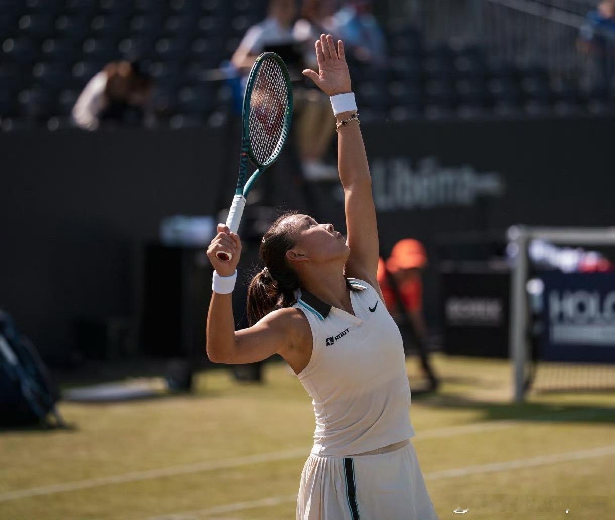 🇩🇪柏林WTA500女单资格赛首轮🇨🇳袁悦4-6/2-6 🇨🇿斯尼亚