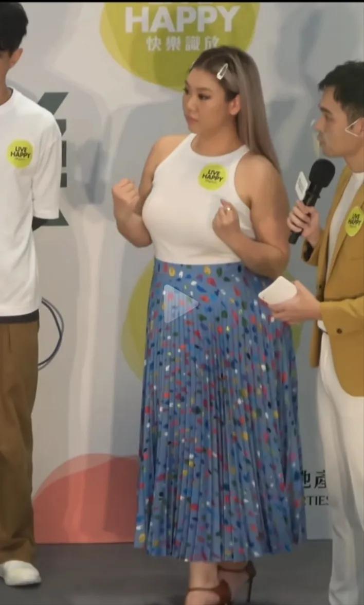 200斤超重女神身材怎能被忽视？哇塞高过200斤的妹子，简直吓人嘛！人家长啥样？
