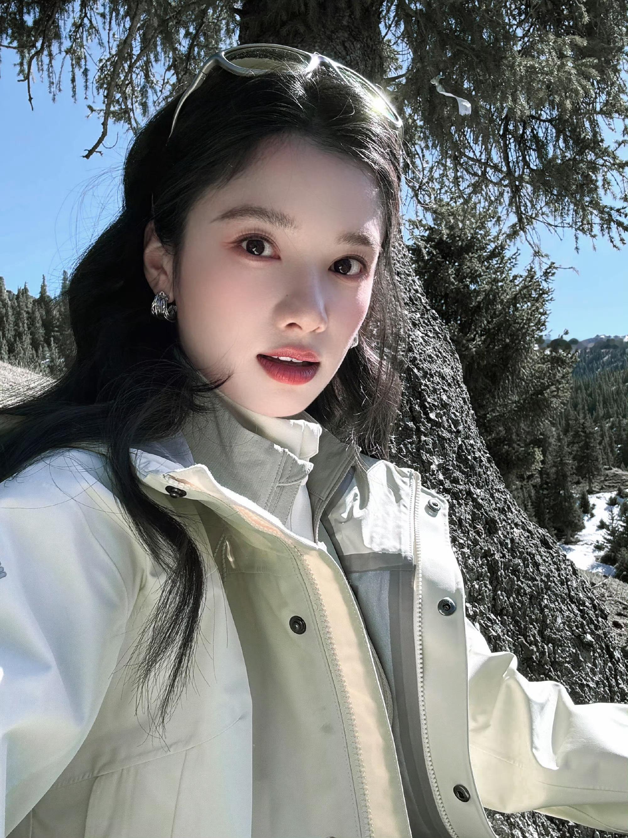 我家爱豆说啥了 “成长的过程其实是不自知的，我突然意识到我长大了，能够和更多的角