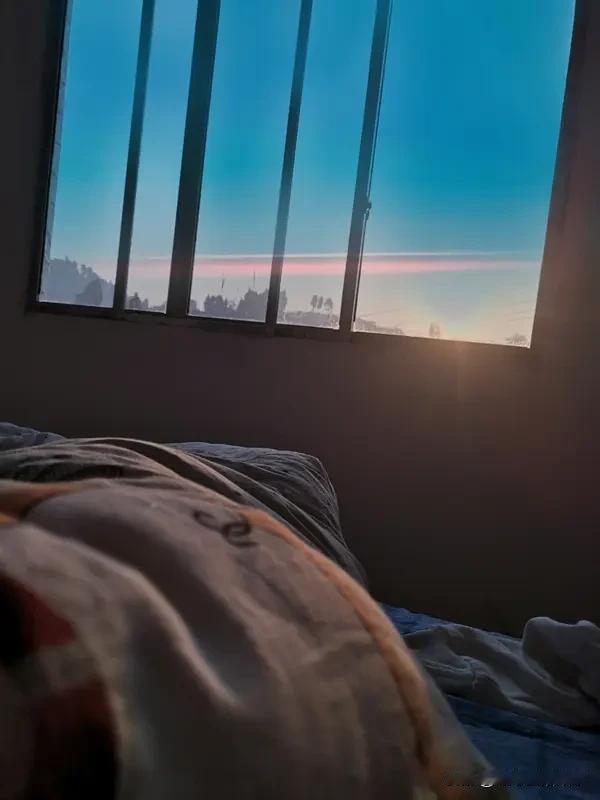 新年的钟声一响，就该给生活添点新滋味啦。。。不用搞什么大动作，从小尝试开始就好。