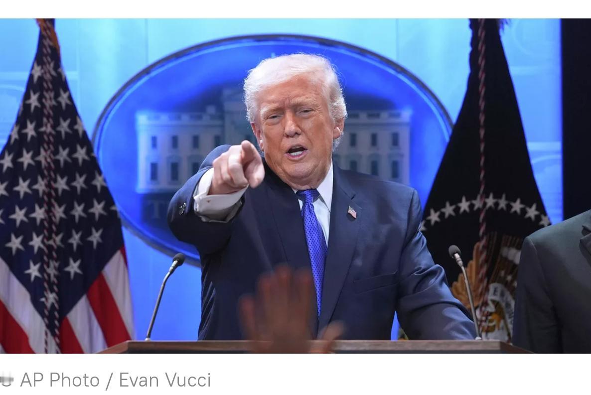 你判你的，我加我的！这个很特朗普！

尽管美国最高法院已驳回特朗普的大规模关税政