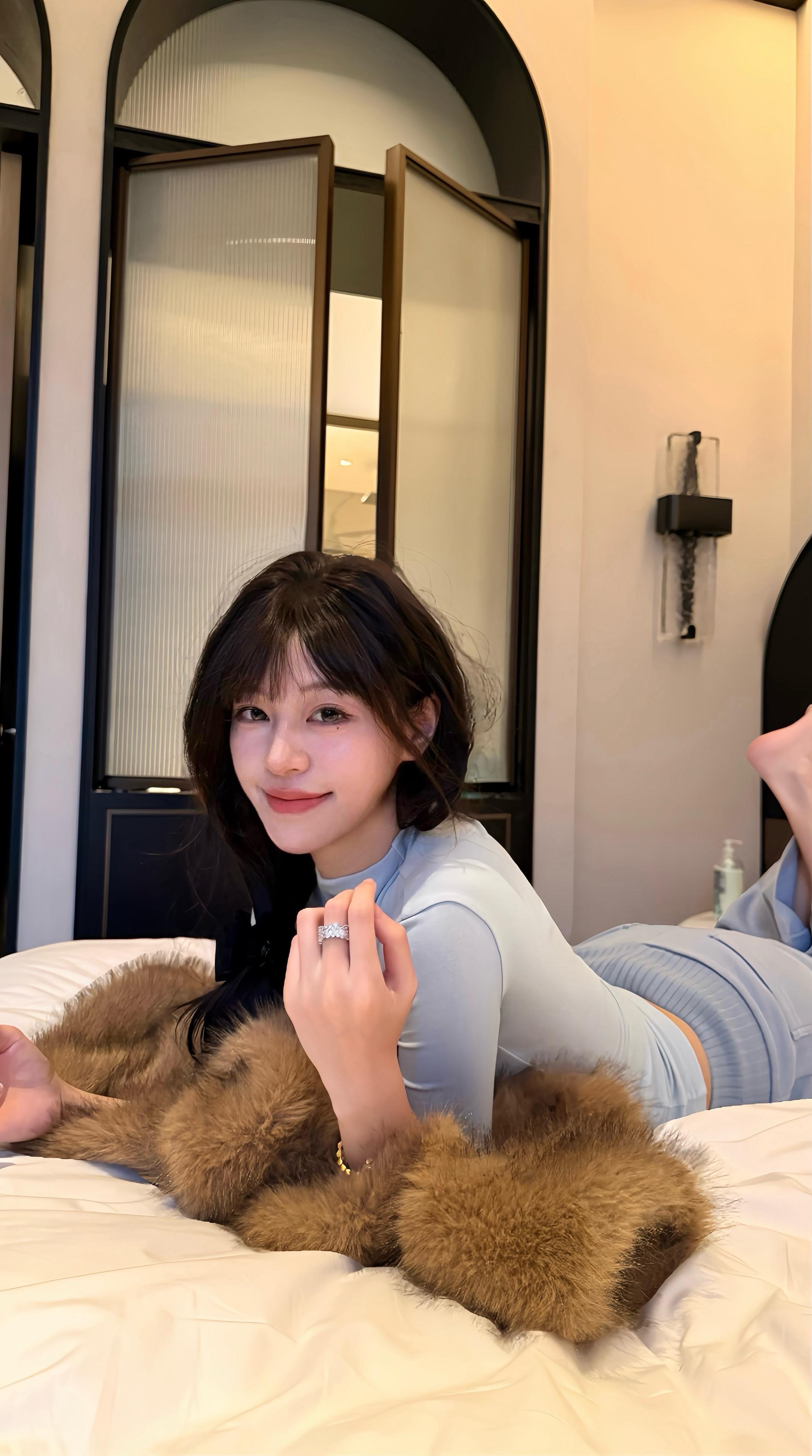 豌豆公主 我小时候不能理解你  直到我长大  我也会因为豌豆大小的事彻...