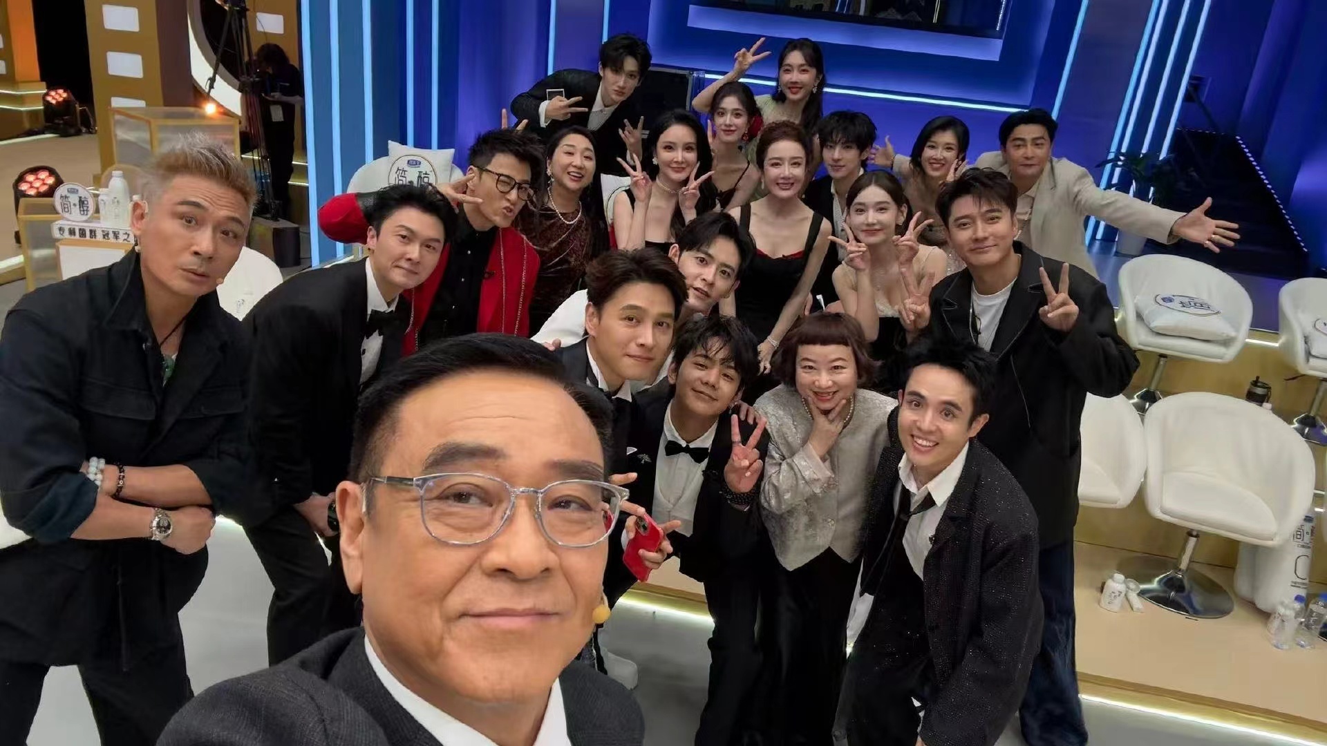李欣泽还没演过瘾就结束了 李欣泽在节目里的表现就像一首没唱完的动听歌曲，余音绕梁