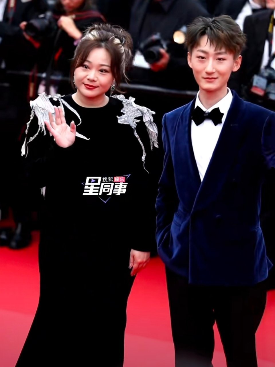 戛纳红毯 《哪吒2》那么出息，让配音演员也沾光啦！哪吒和敖丙的配音演员吕艳婷、瀚