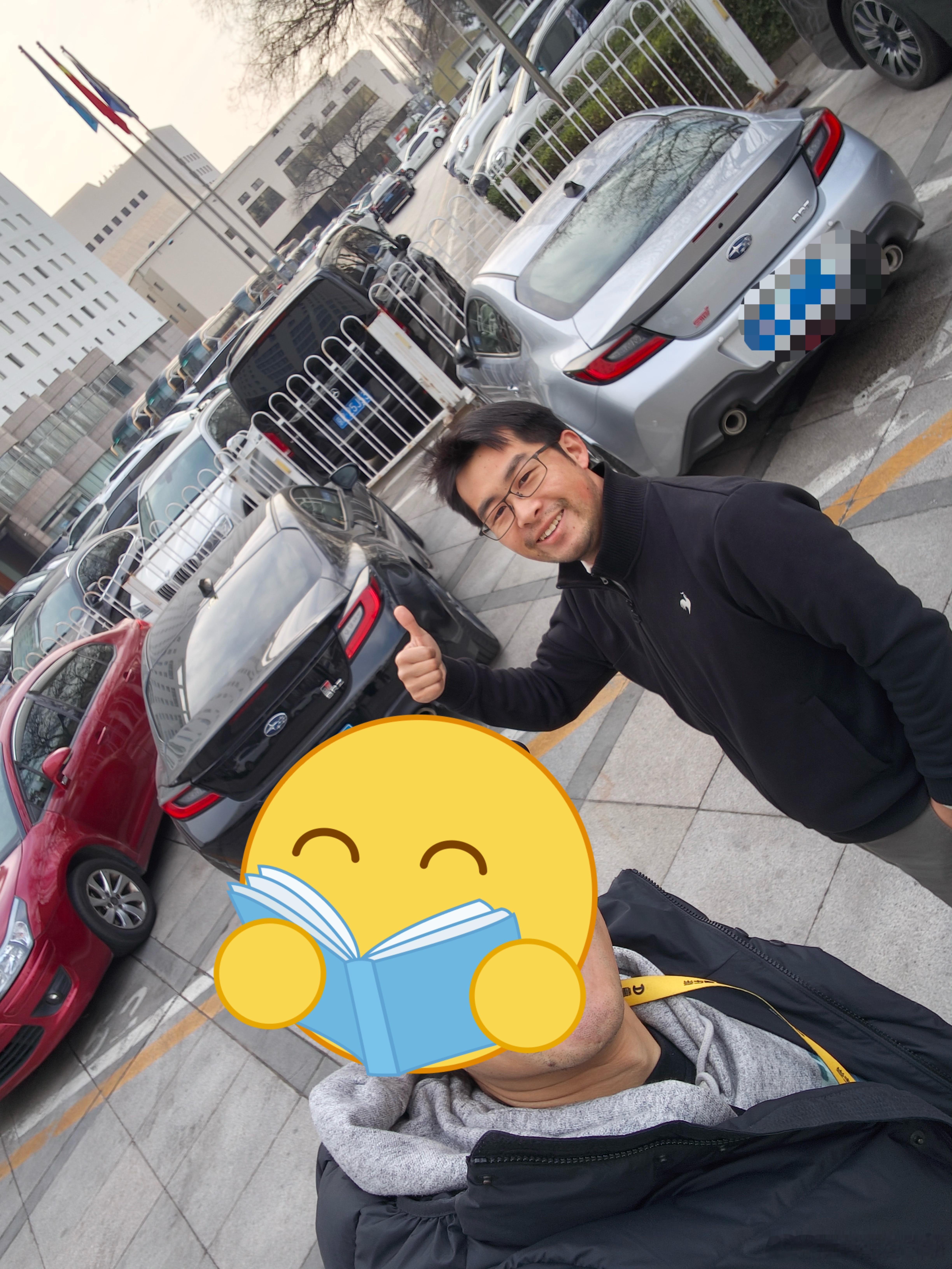 我和BRZ新车主见面了，还是蛮好开的，车主换了225轮胎更抓更稳斯巴鲁BRZ