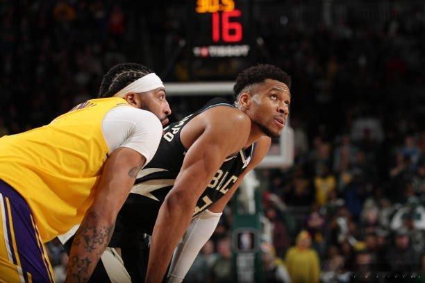 Brett Siegel：勇士在交易截止日的重磅计划可能是先交易得到威金斯，再送