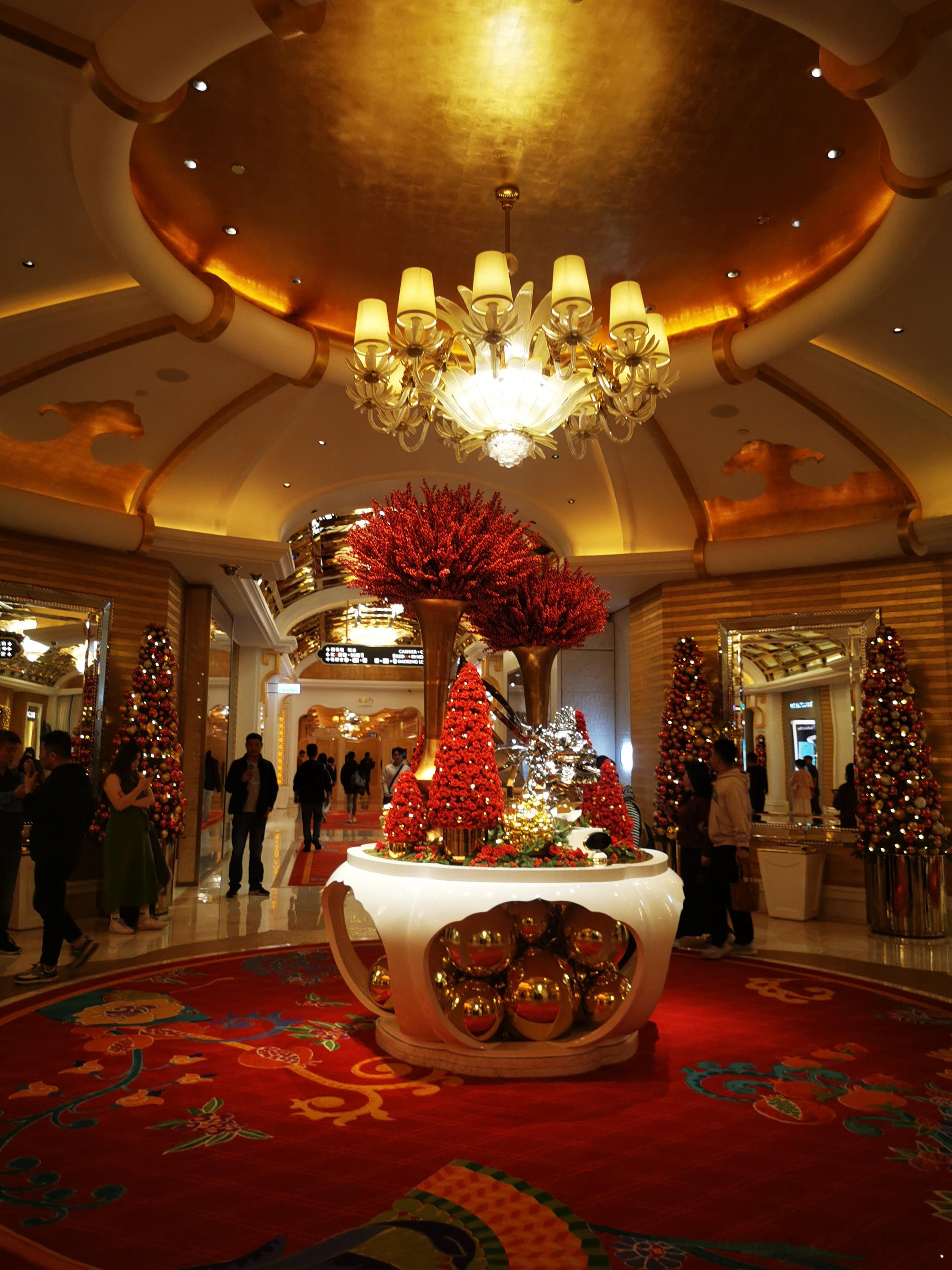 新年快乐！财源滚滚 