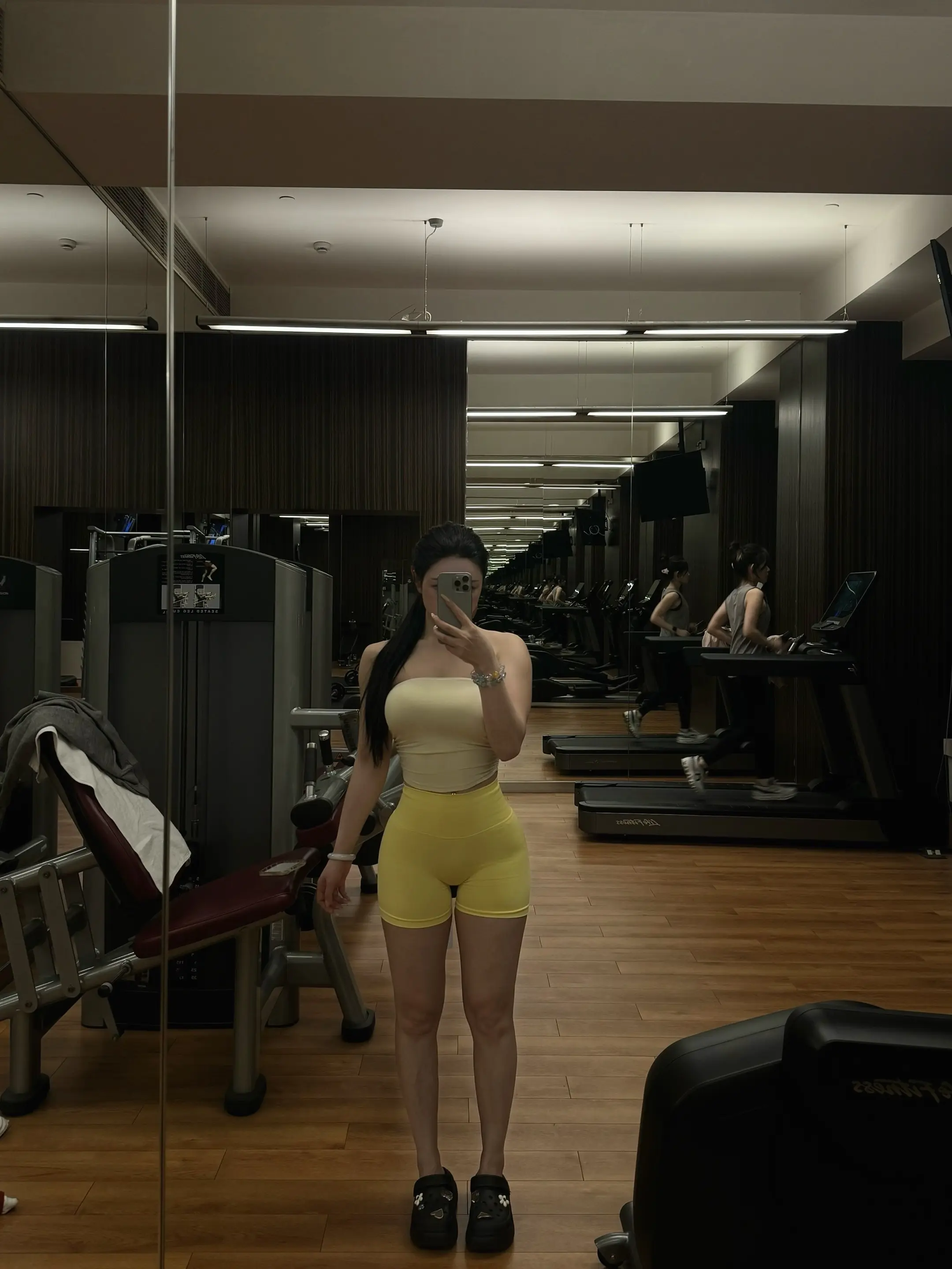 健身房运动穿搭 身材塑形记录