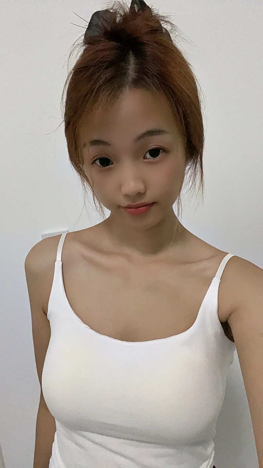 路与他人不同 何必听风动容