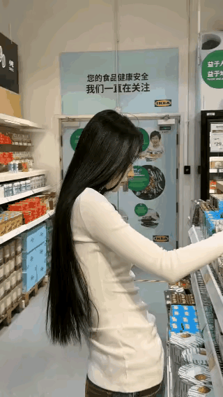 小哥哥你是来搞笑的吗