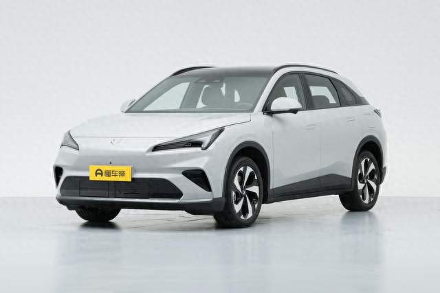 安全认证加持，极狐阿尔法 T5 全能家用 SUV 解析