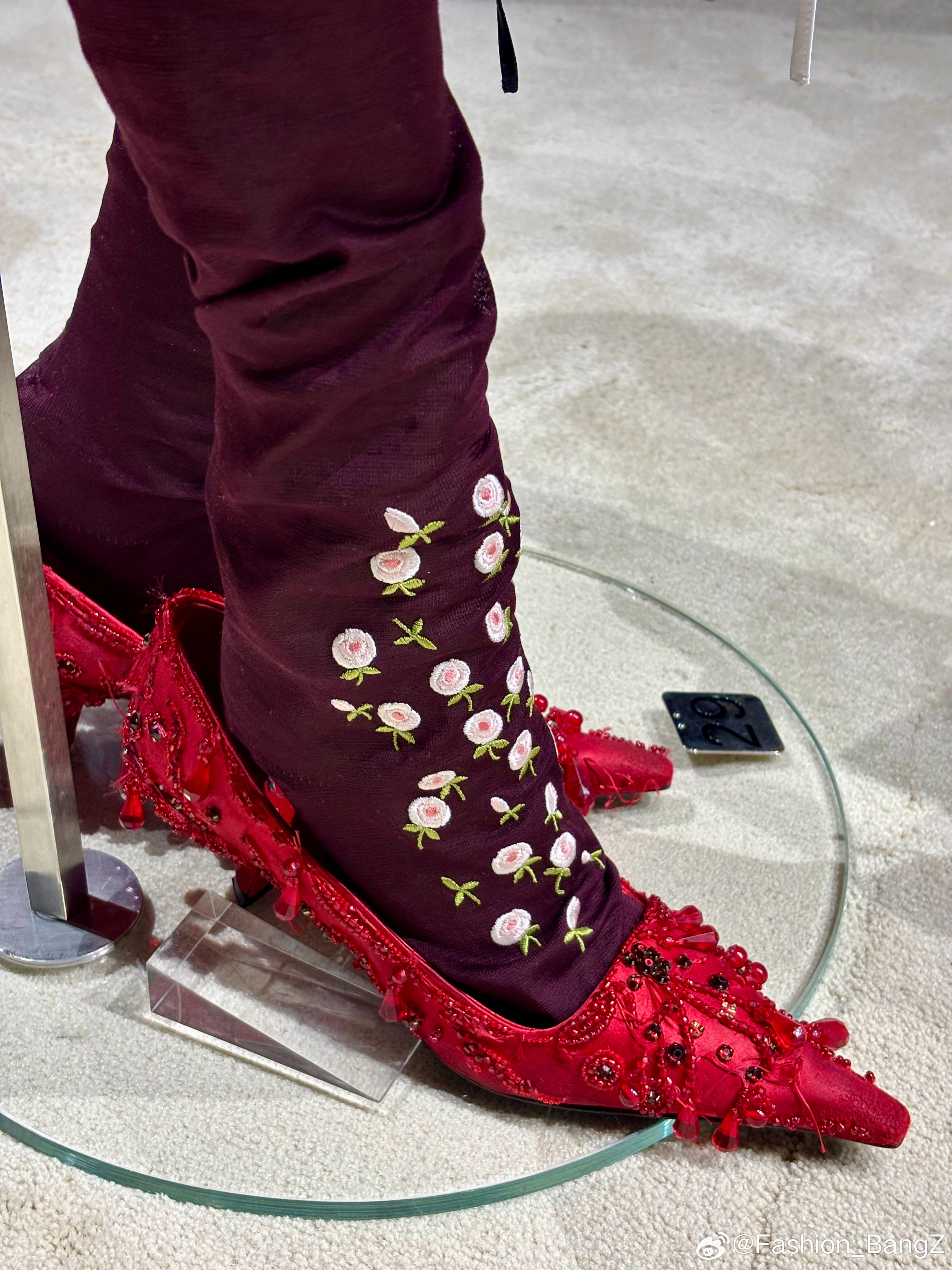 PRADA F/W 2026 | 昨天去近赏了新鲜发布的 PRADA 2026 