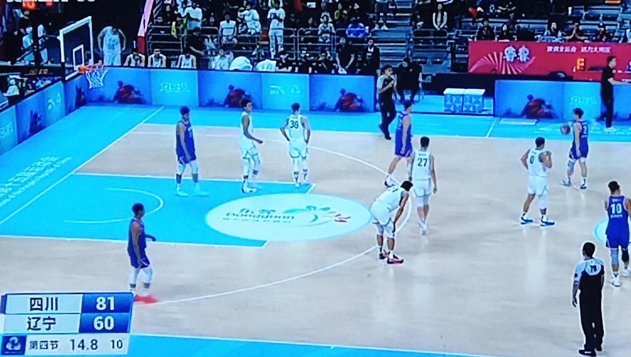 四川队81-60击败辽宁，终获全运会篮球铜牌。
四川说:要不是我们阴沟翻船，输给