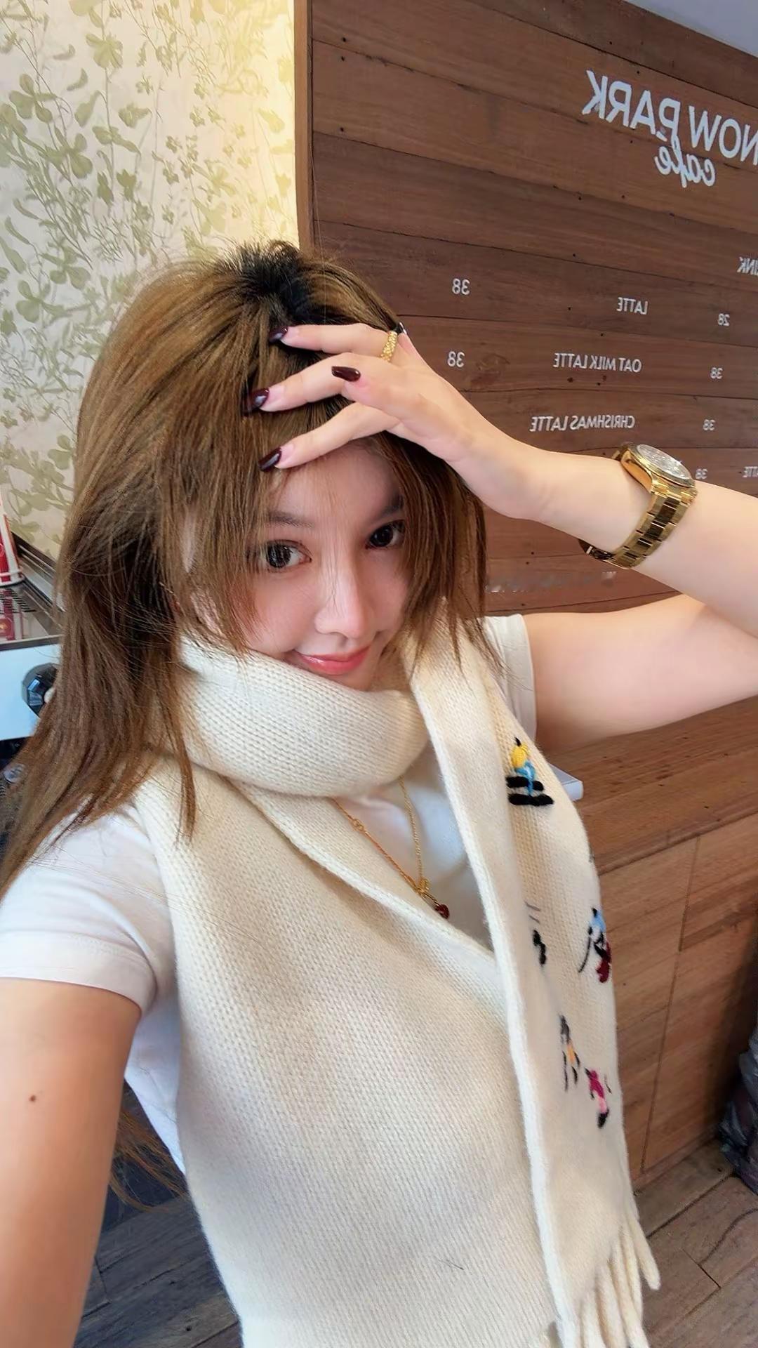 我爱每一个尽全力的单品！！金大琳 高级感穿搭 女装主理人 围巾搭配