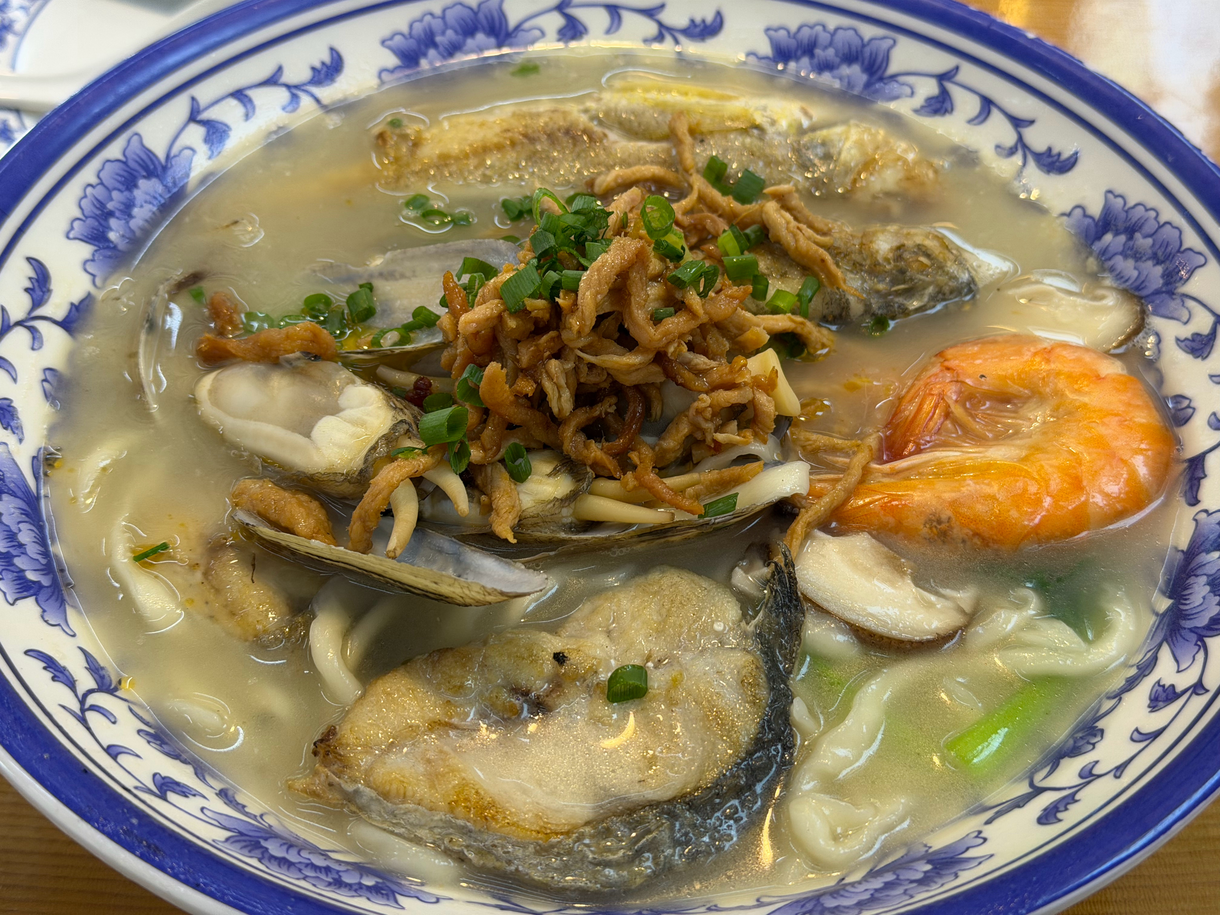 大连58一碗的特色海鲜面每次回来必须吃一碗要不然就白回来了 大连