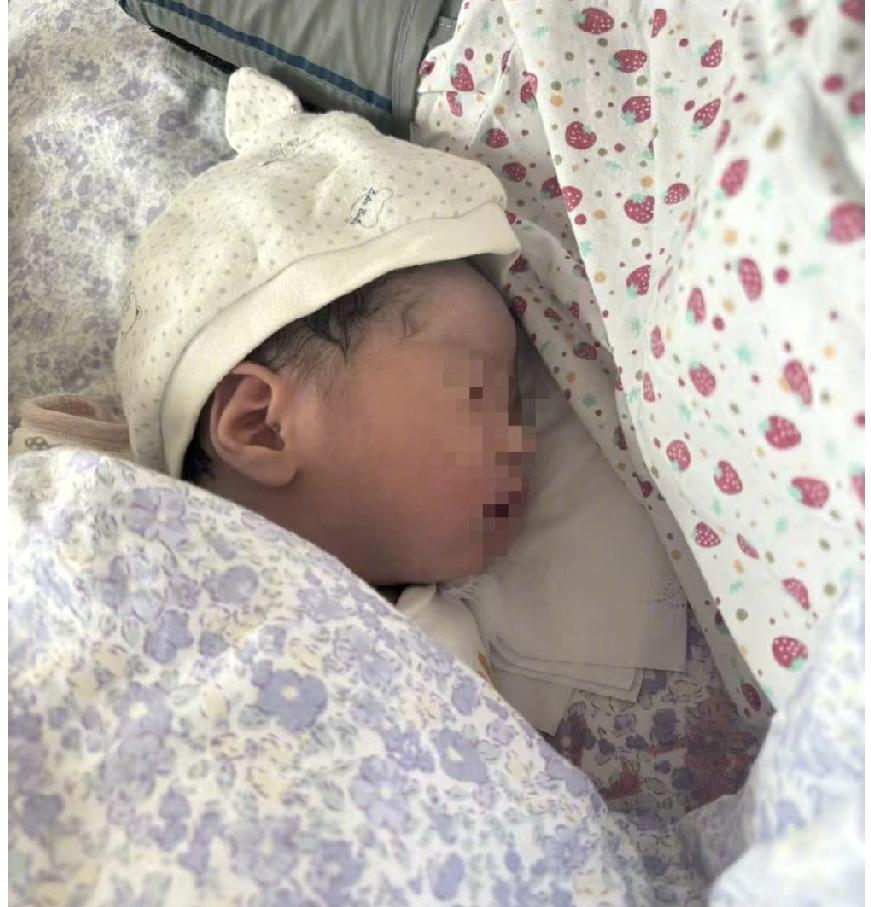 才27天啊，看完心都揪起来了……

11月22号下午，护士给娃喂了85毫升奶，侧