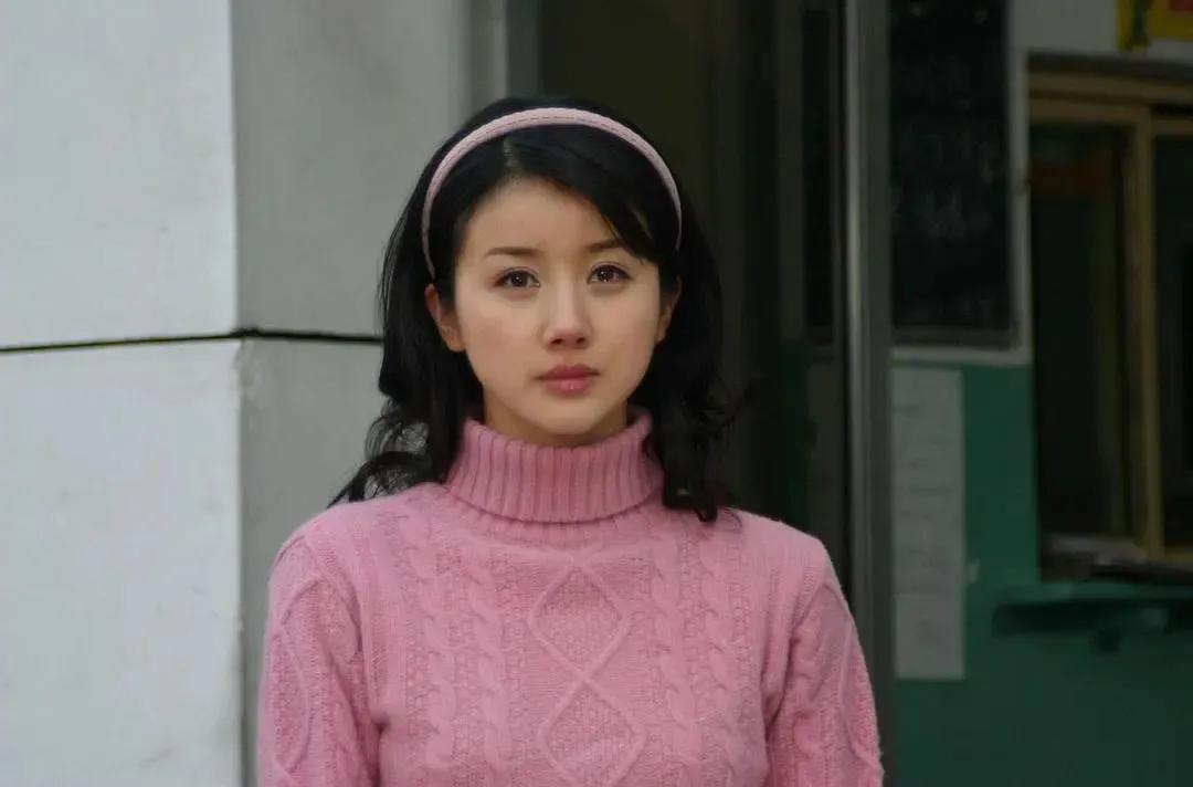 44岁知名女演员自曝被前夫指责害死公公，一周前刚宣布离婚