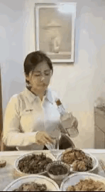 请君与尔推杯换盏，同销万古愁！三杯烈酒念故人 清茶两樽会故交 清茶几盏会宾朋 两