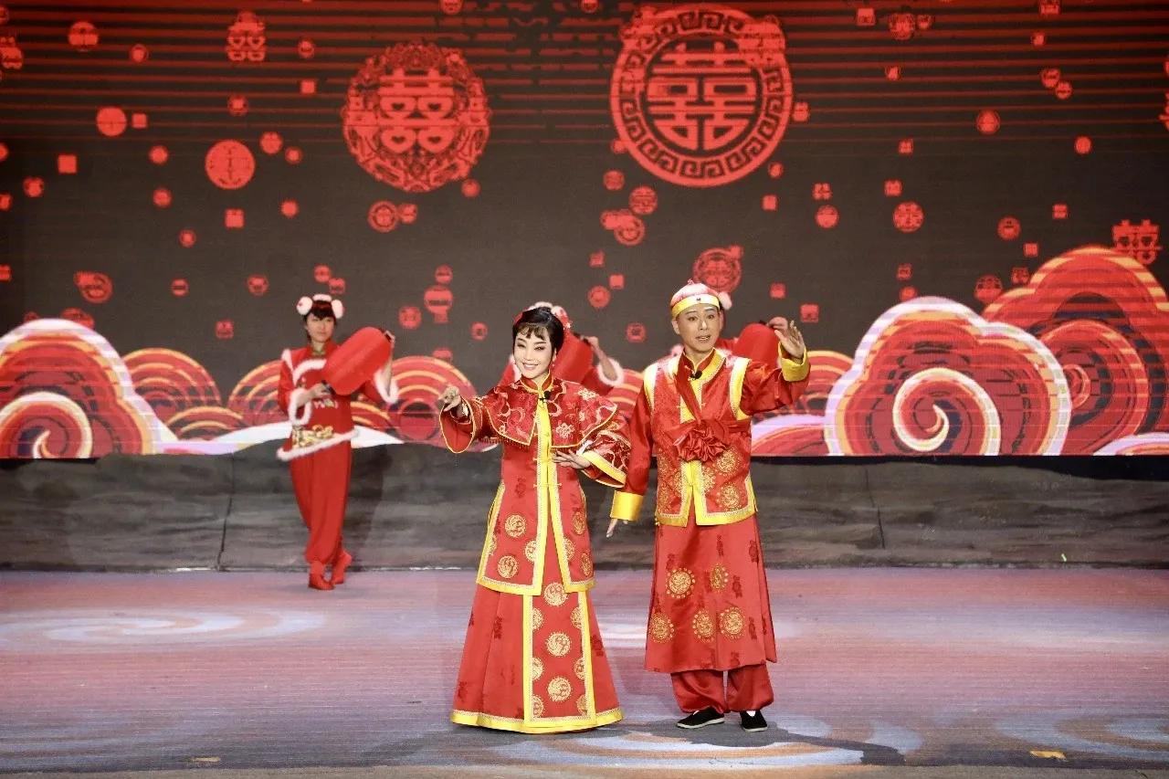 📢大型情景舞台剧《康巴诺尔之恋》在康保首演🎵
张家口康巴诺尔冰雪红火过大年 