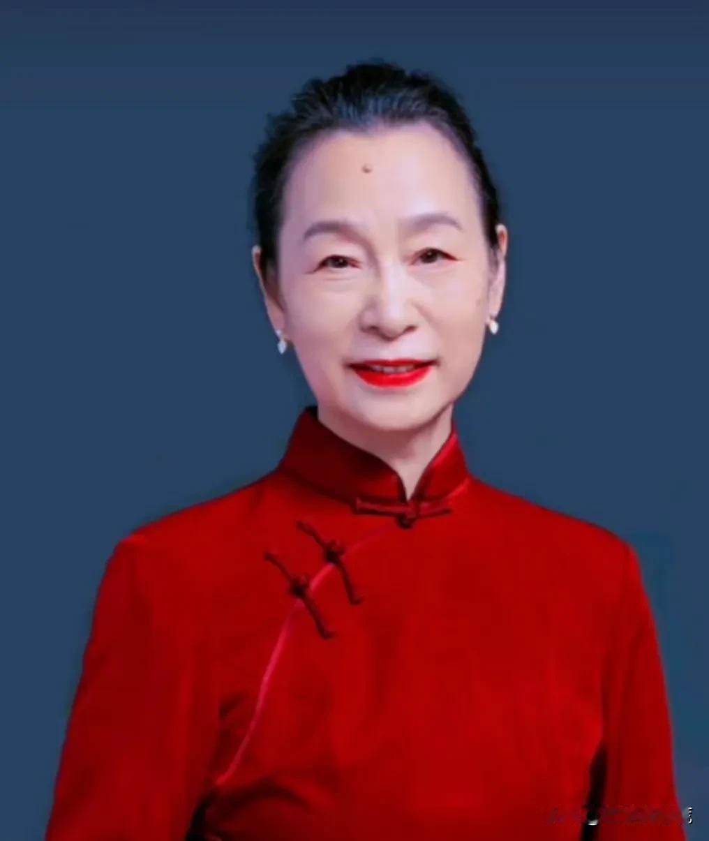 终究，纸是包不住火的

不信你看奚美娟

她和周野芒的事，三十年后突然出现大反转