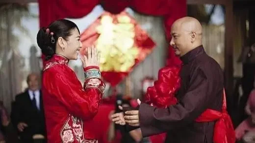 余男：岁月沉淀，爱与新篇 在光影交错的娱乐圈长河中，余男宛如一颗独特而...