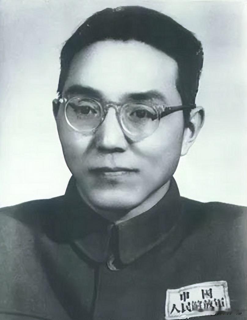 太传奇！地下党被判10年重刑，一觉醒来监狱空无一人，捡回一条命
 
1949年，