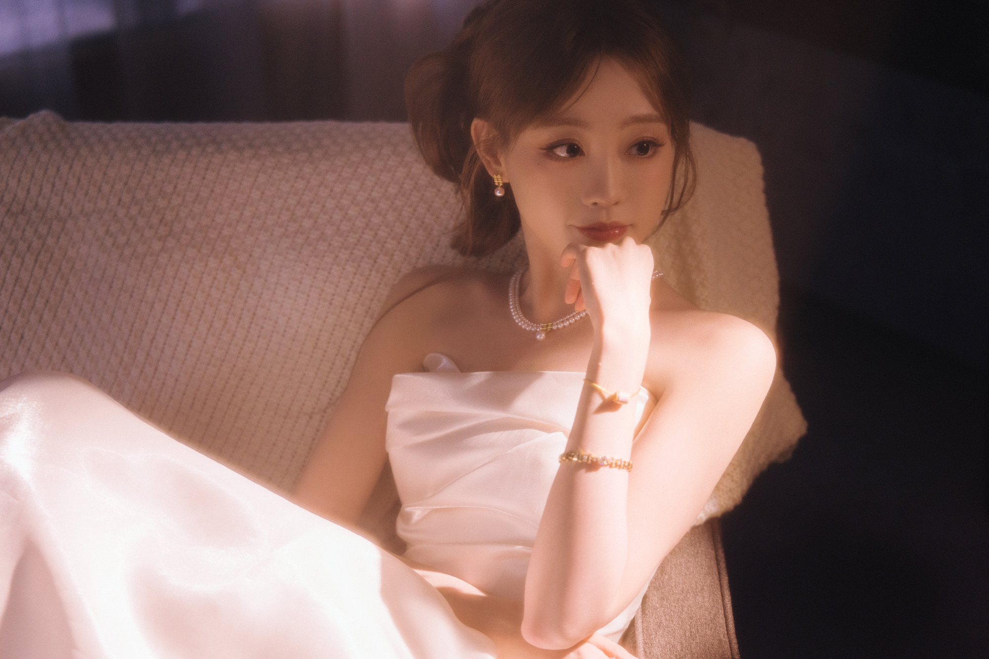 祝绪丹这一伸手就是侠女范儿原来美女打架（舞）这么带感！祝绪丹把舞蹈房跳成江湖，每
