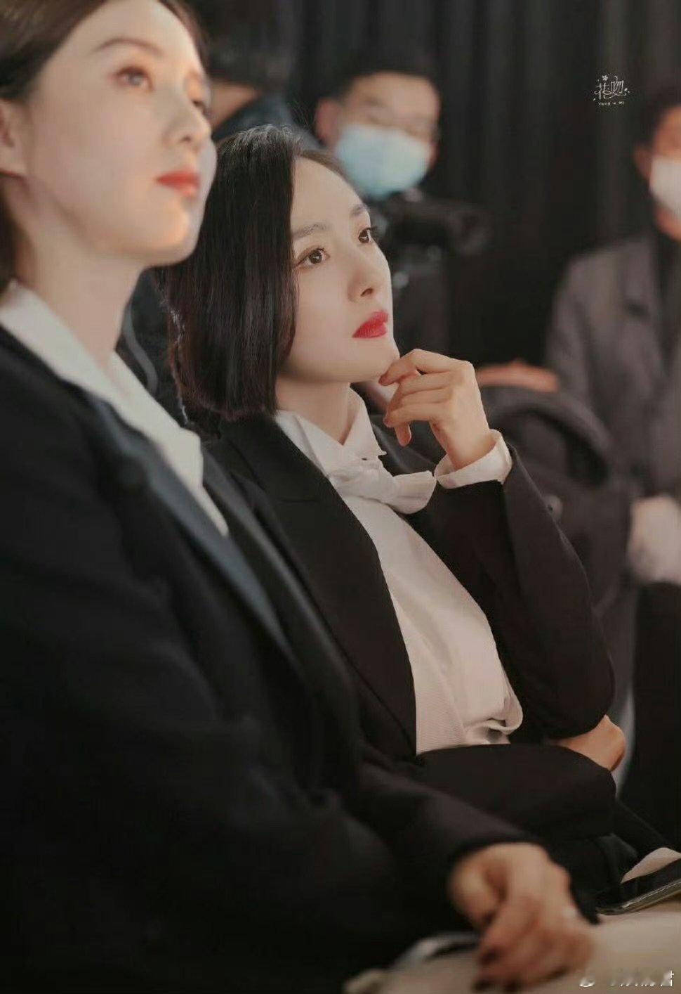 刘诗诗杨幂85花咖位杨幂刘诗诗85花咖位杨幂刘诗诗85花咖位，从仙剑同框到奖项同