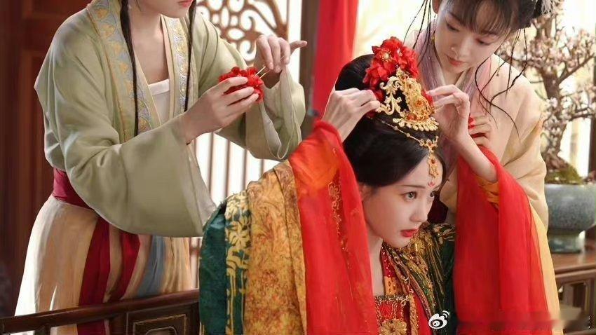 #李一桐宋一梦宋小鱼包水灵的#现在就开始想念宋一梦了 一定要早点来啊杀青快乐！宋