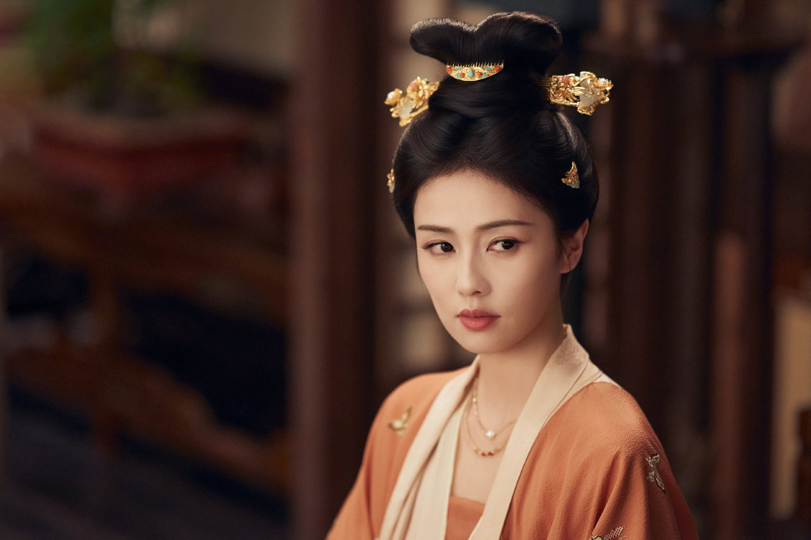 白鹿莫离🍐白鹿叶璃 【官方】《莫离》白鹿相关海报7⃣️饰演叶璃 2026年6月