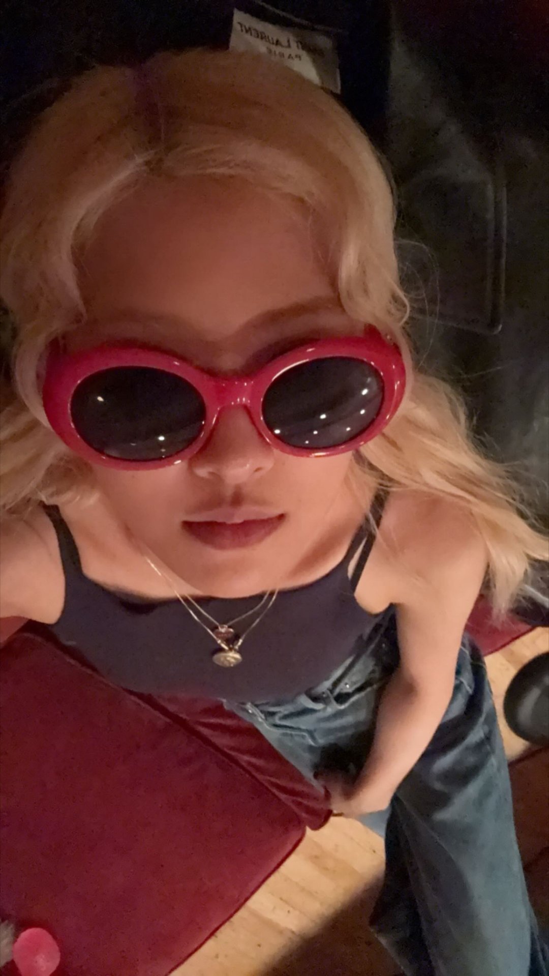 这个墨镜怎么样🕶️🕶️ 