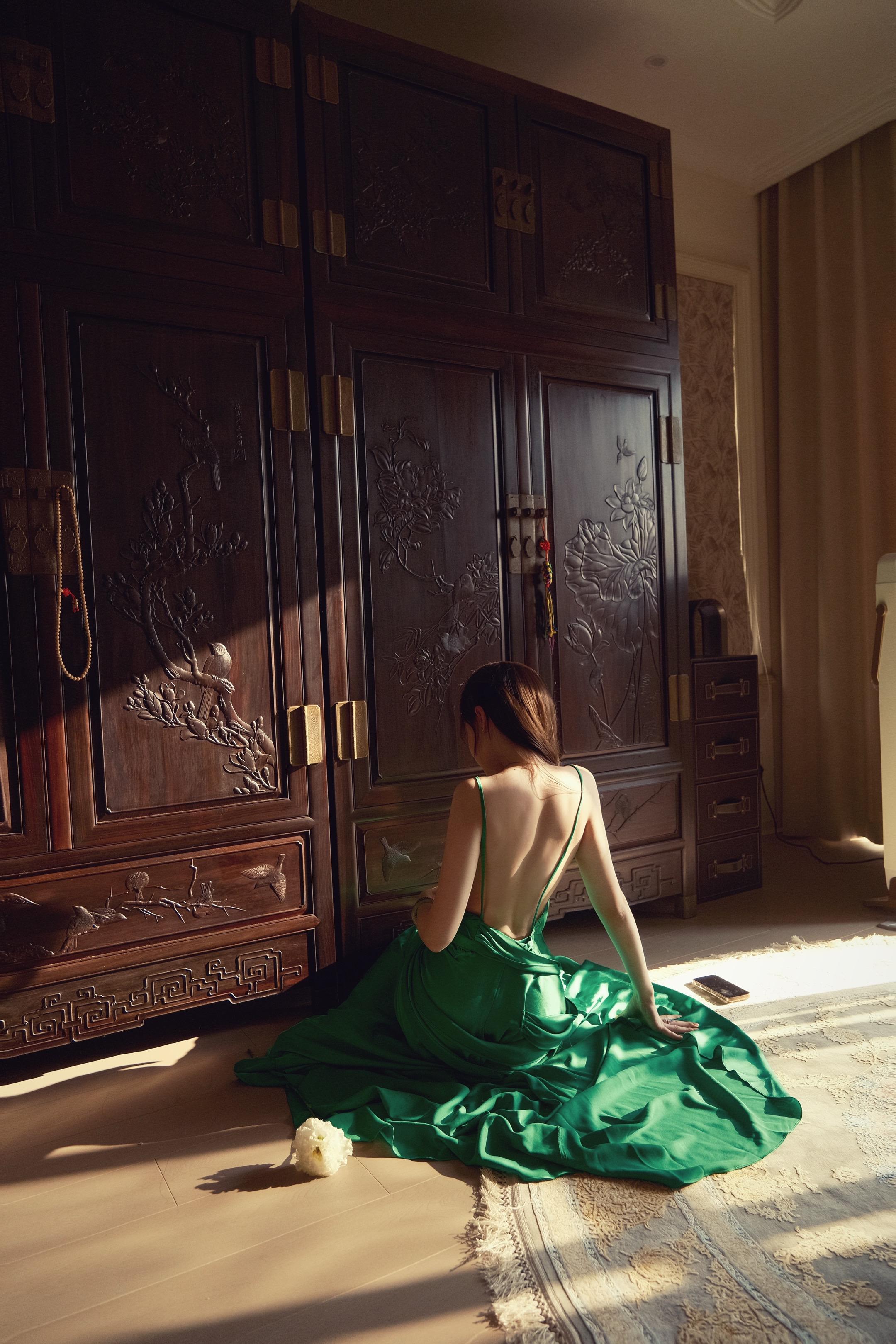 得了千钱想万钱 当了皇帝想成仙