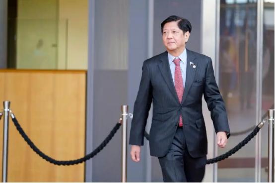 小马科斯算盘打得震天响！真以为吃透中国顾全邻里情面的心思？妄想靠着南海挑衅、抱紧
