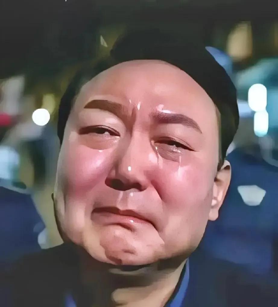 悔不当初
尹锡悦二进宫！

7月10日消息，韩国法院大笔一挥，前总统尹锡悦再度戴