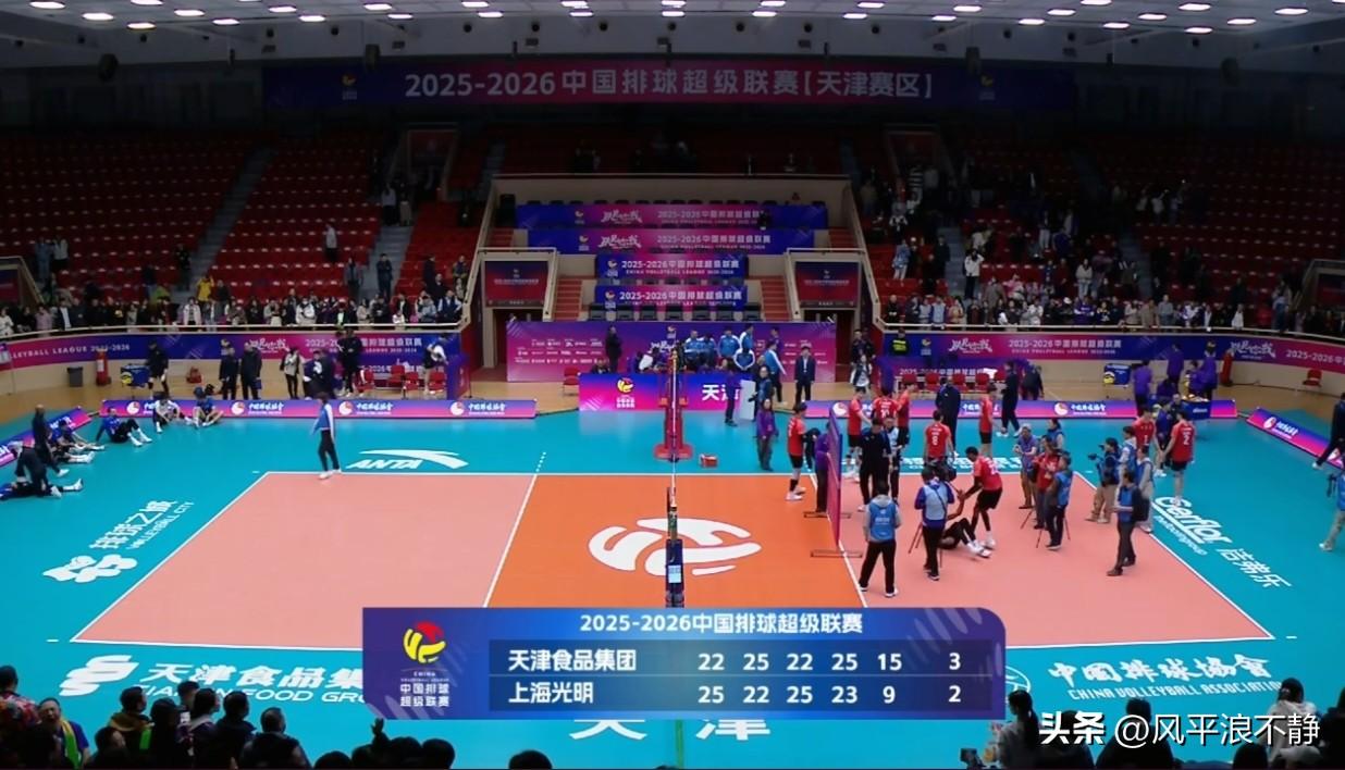 祝贺天津男排半决赛3-2胜上海男排，离决赛更近一步!
男排联赛半决赛刚刚结束了天