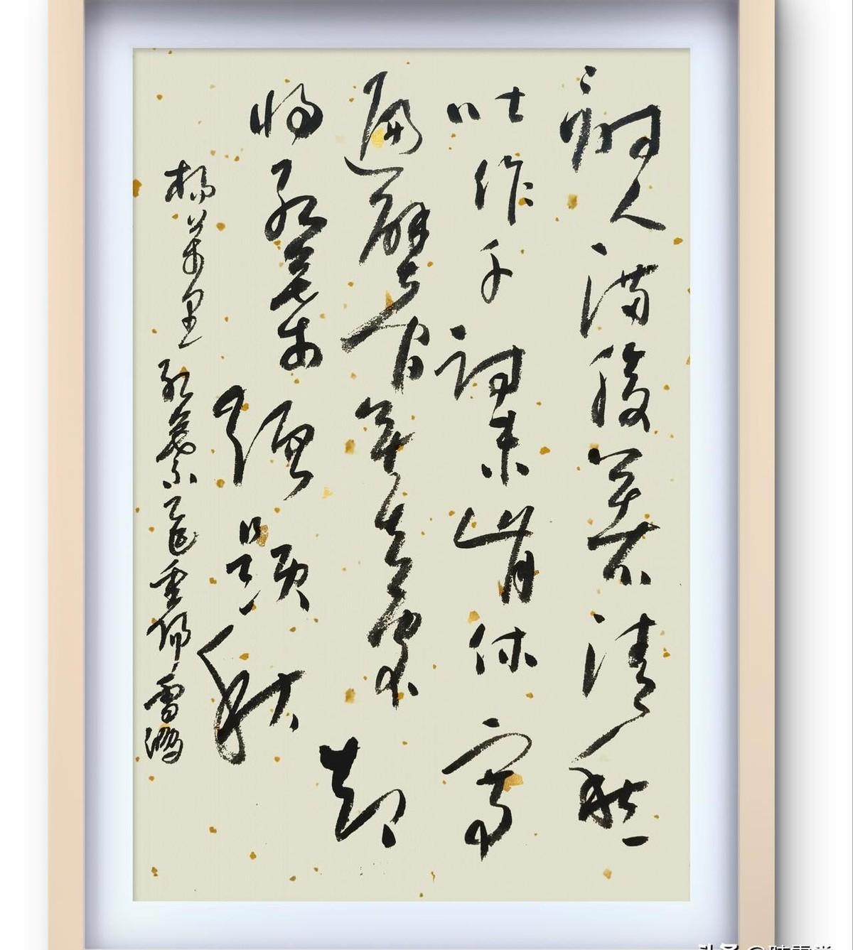 诗人满肚子不是墨水，全是愁。
他把这些愁，吐出来，变成了上千首诗。
可这愁，没完