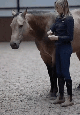 习惯的力量无形而巨大，所以从小养成好习惯，会事半功倍受益终生。