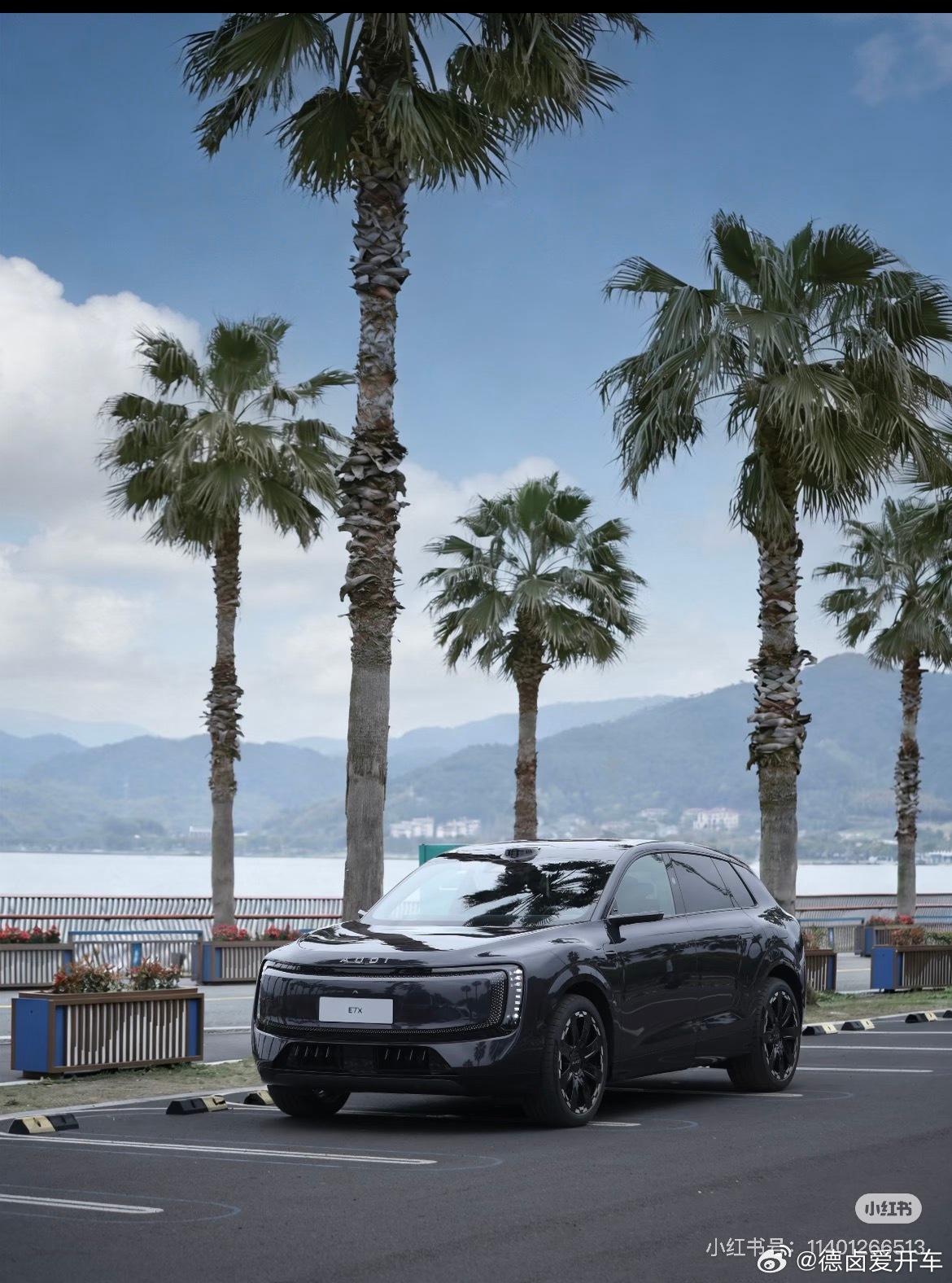 上汽奥迪 E7X 辨识度其实很高的。bba 今年又要产品对轰了。上汽奥迪 E7X