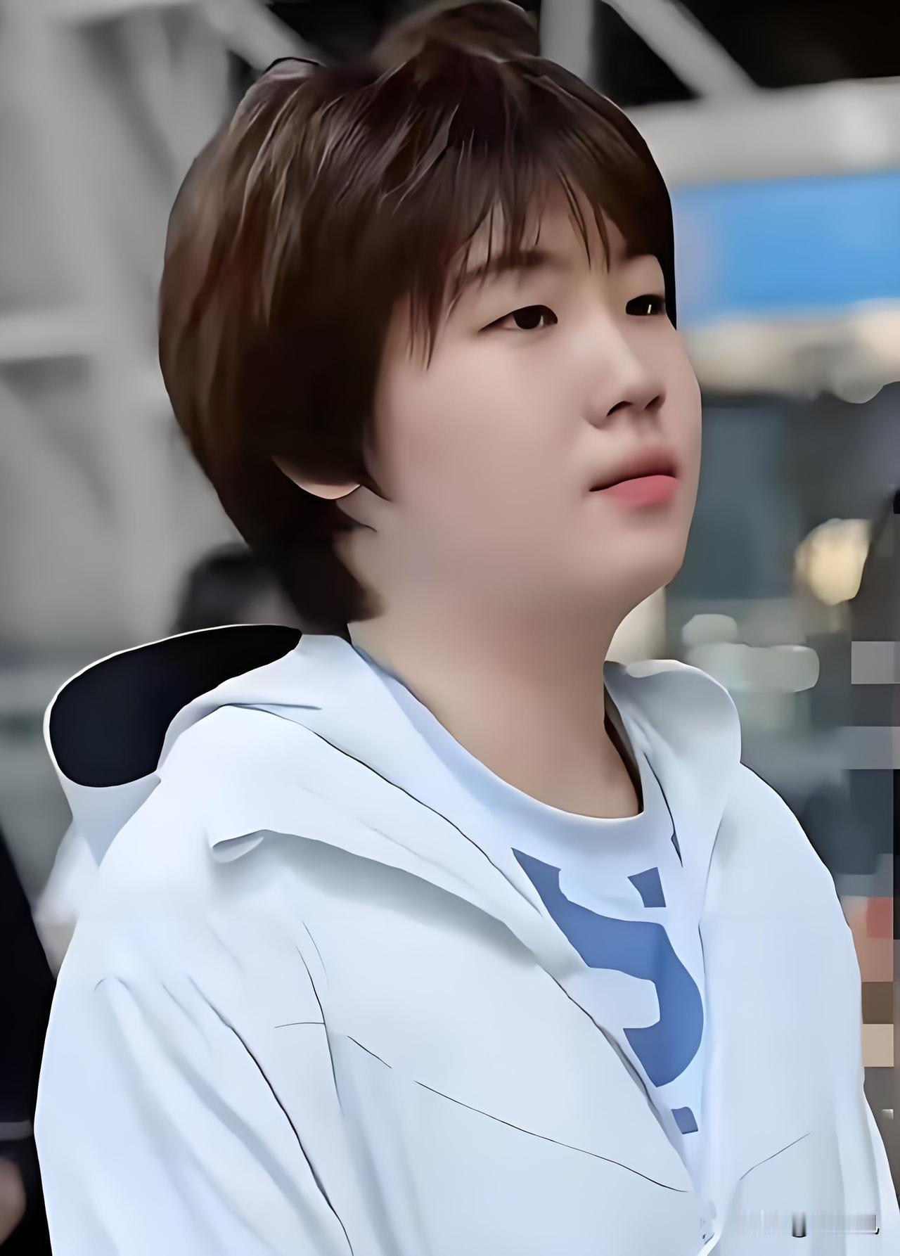 也是苦了蒯曼，鏖战七局击退佐藤瞳，马上就要对战日乒的BOSS张本美和！这场单打，