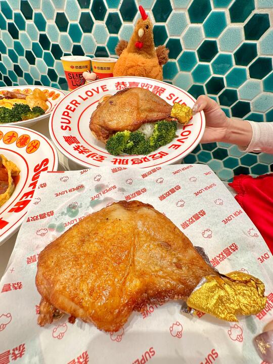 我能一口塞一只大鸡腿🤣🤣
