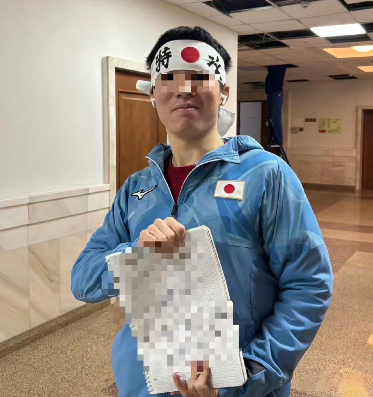 陈宇昕，道歉视频可以重录，课堂上的那个选择，却不能按一下“撤回”就算了。

在莫