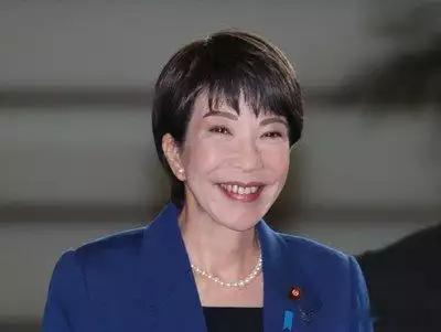 高市早苗彻底坐不住了？！日本在野党正式对其宣战：“不许强军扩武！”与此同时，中方