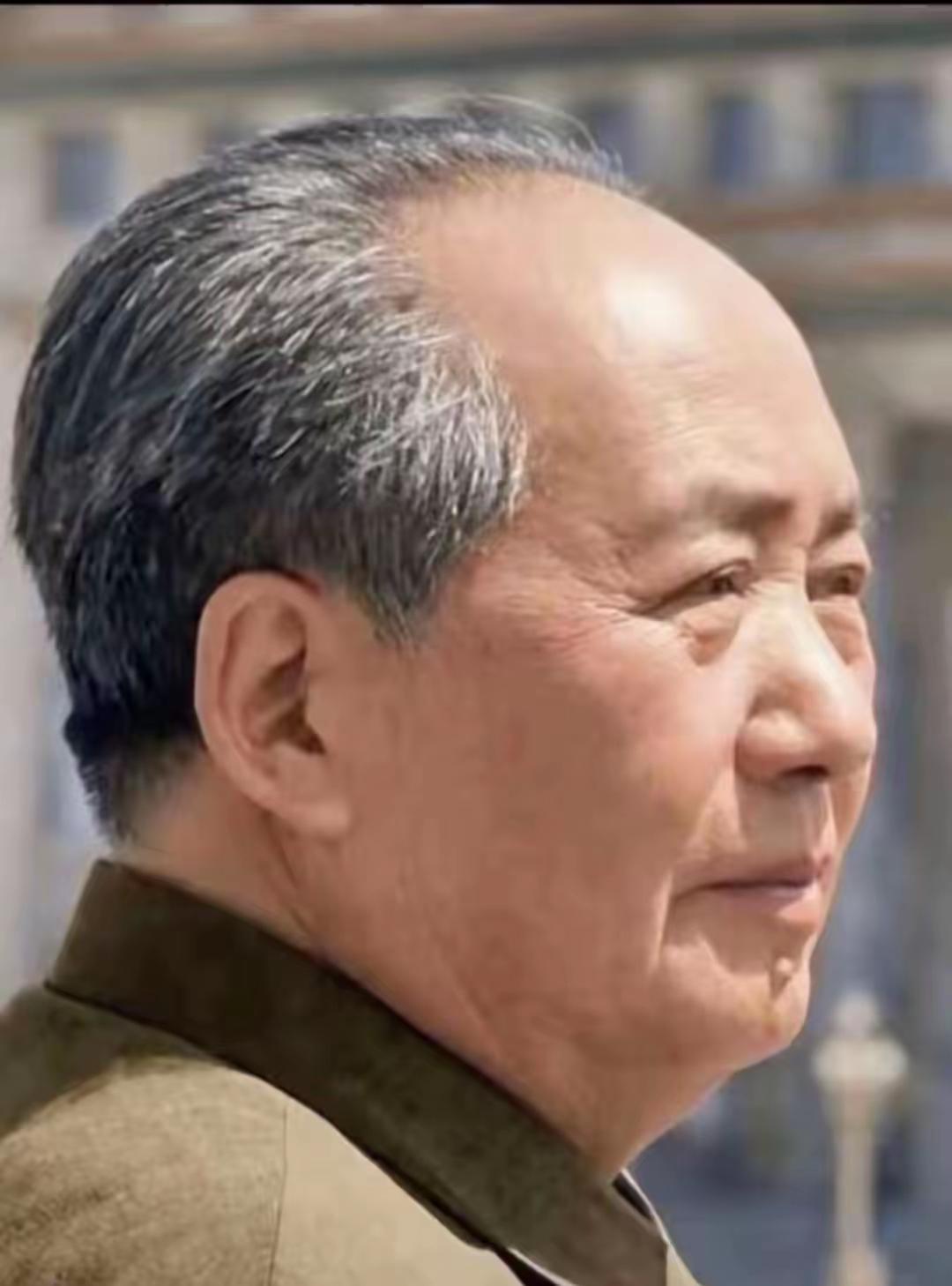 为啥我们这代人，到老都忘不了毛主席？
 
人越上年纪，越爱念旧。可啥人都能忘，唯