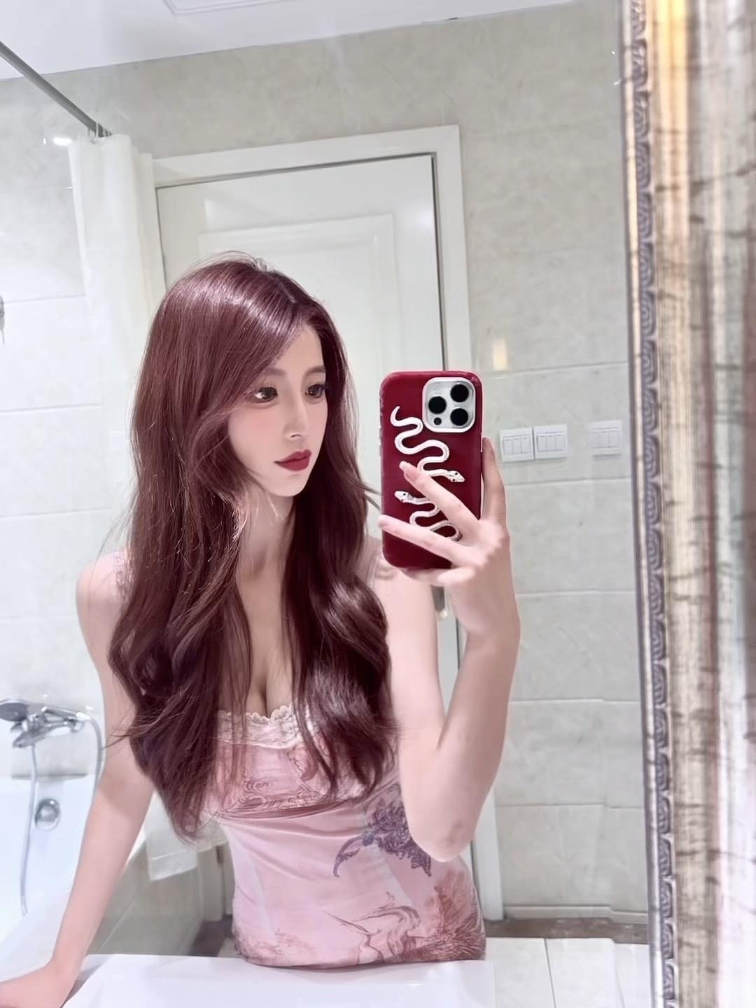小鹿在碰撞