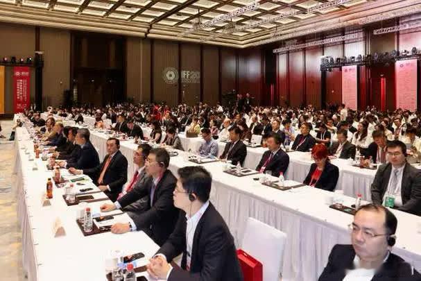 印度现在满眼都是中国，中国造什么建什么，它都要跟，特别是军事领域！听说055现在
