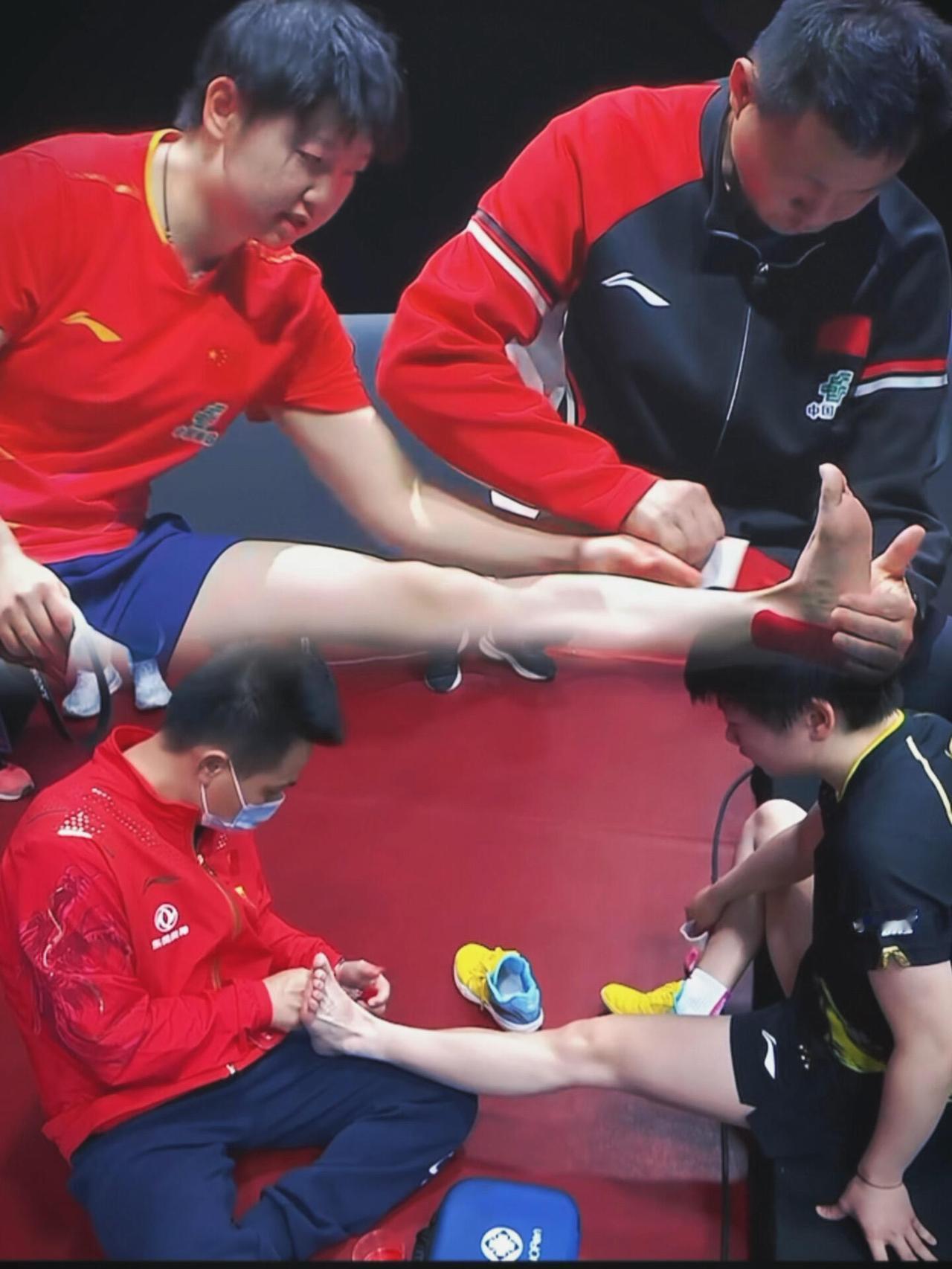 孙颖莎的坚强我们心中自有定量，叫国际医疗一定是疼的人受不了，小太阳般的人，让对手