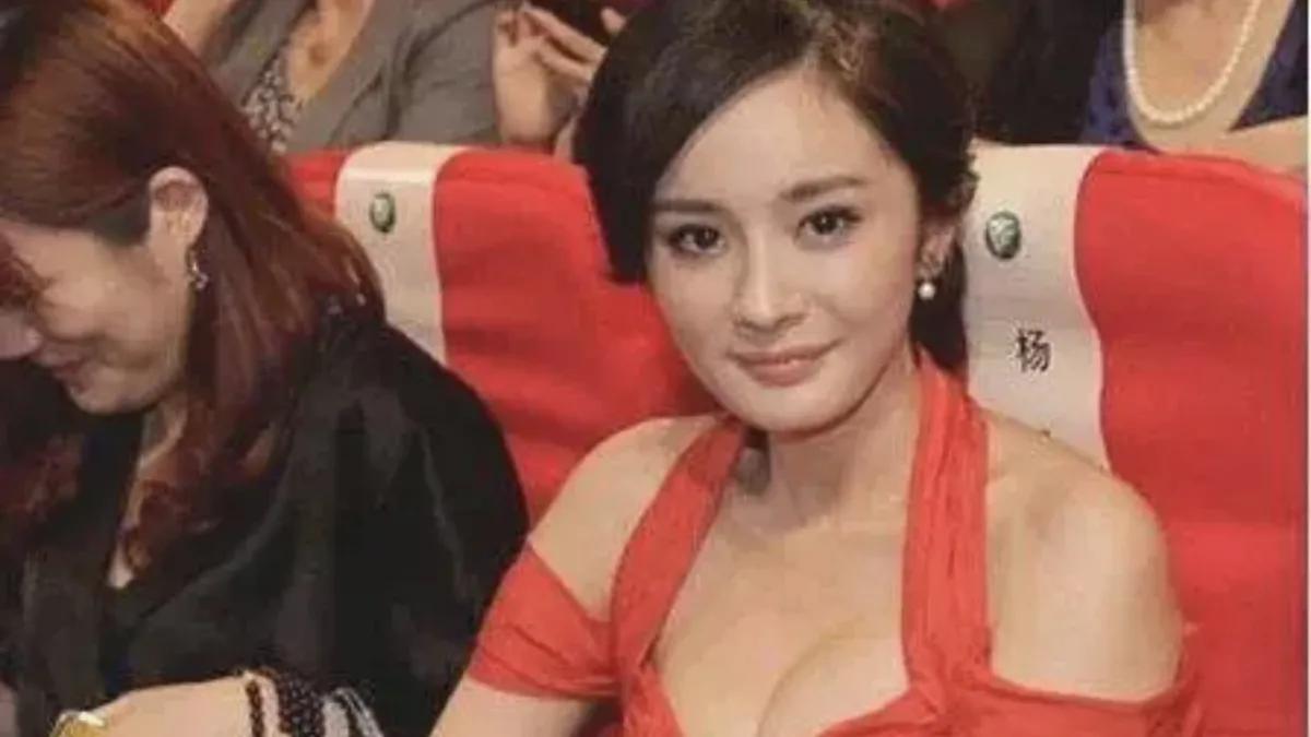 为何杨幂对裙子情有独钟，却鲜少选择裤子作为装扮？这背后的原因，或许在看到她的一组