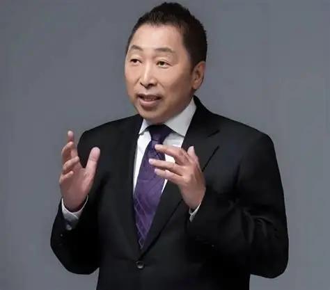 台湾评论员唐湘龙提出一个观点：两岸统一已经在有序推进当中，只是大陆不会公开抛出明