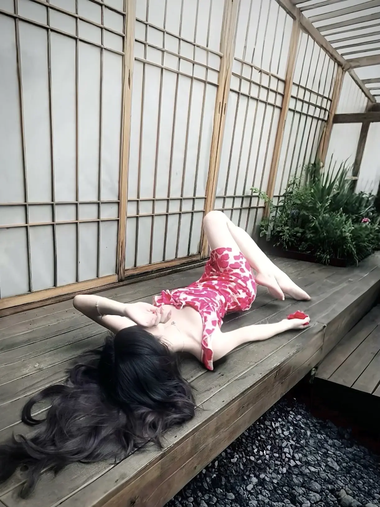 像一阵细雨洒落我心底